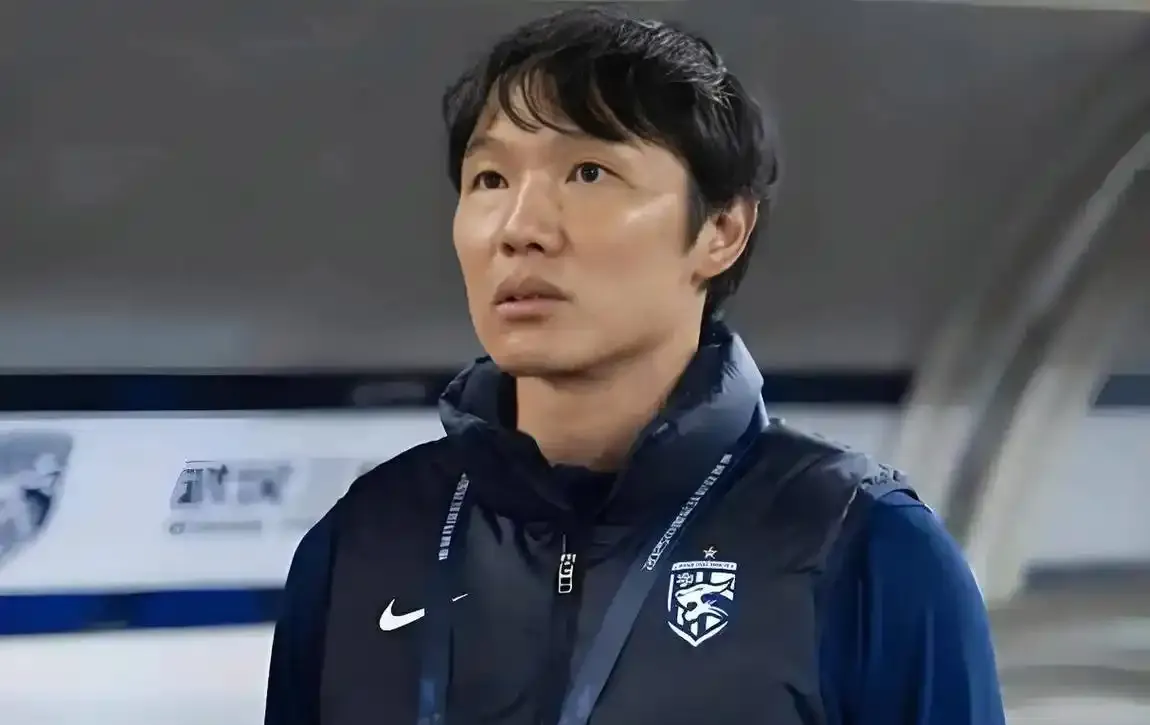 武汉三镇训练开放日，冲刺阶段临场应变引欢呼，法甲在即，控场能力受关注的简单介绍