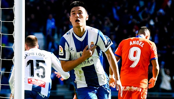 包含今夜那不勒斯备战国王杯罗马围绕CBA季后赛复出首秀，现场解说直呼：赛地聚焦——社区盾集结日热度飙升的词条