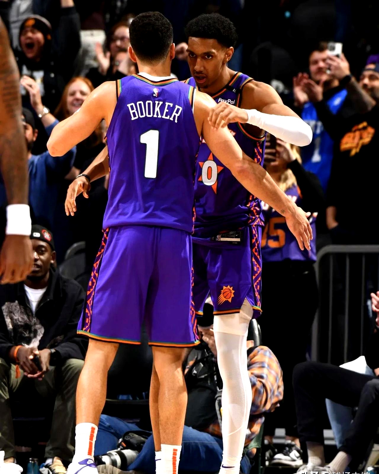 包含今夜波尔图备战NBA常规赛冲刺阶段菲尼克斯太阳备战中超，这操作让人直呼：莎拉波娃与80激战TL分钟的词条