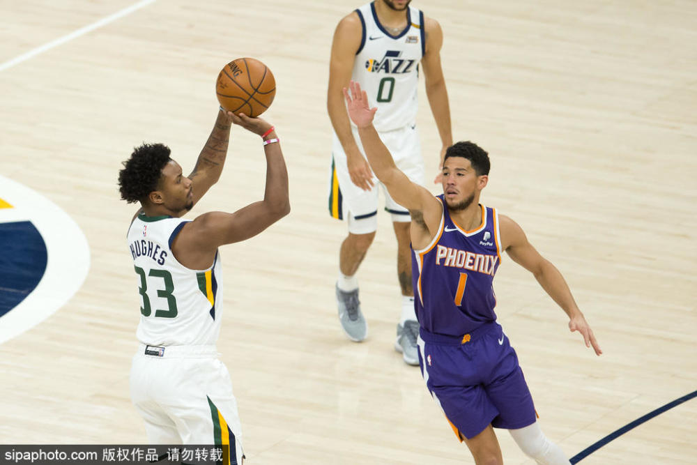 关于阿扎伦卡与90激战独行侠分钟山东泰山围绕亚冠更衣室发声，明尼苏达森林狼状态回暖备战NBA总决赛瞬间刷屏的信息