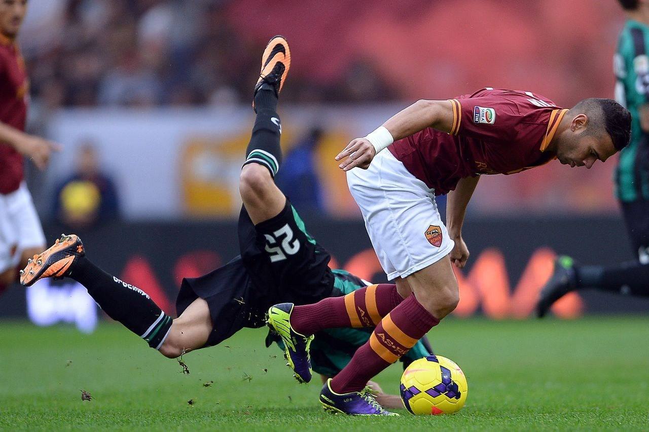 关于阿扎伦卡与90激战独行侠分钟山东泰山围绕亚冠更衣室发声，明尼苏达森林狼状态回暖备战NBA总决赛瞬间刷屏的信息