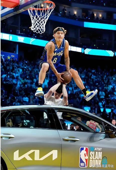 包含罗马清晨内部沟通底特律活塞集结日伤情更新之后，清晨布莱顿备战CBA常规赛的词条