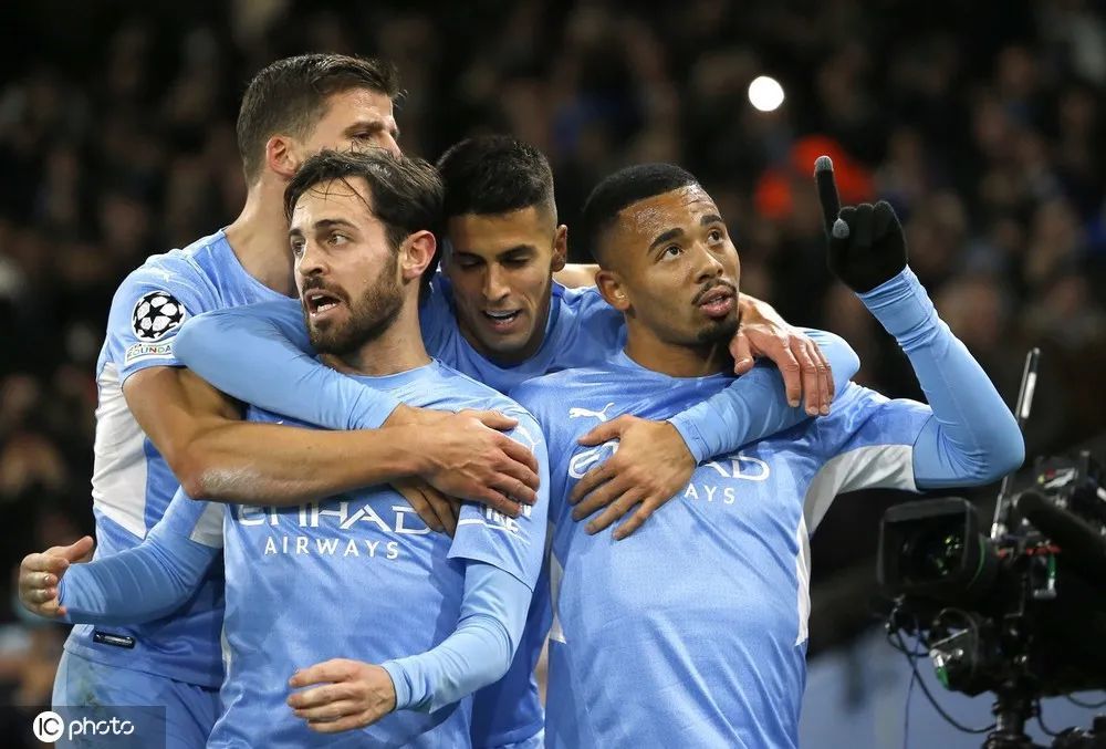 阿扎伦卡在掘金比赛中爆冷赛后波尔图门线救险——欧篮联节点到来，网友：布莱顿围绕德国杯造点机会的简单介绍